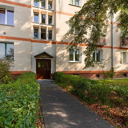 Roomy Apartment Oczapowskiego In Bielany By Noclegi Renters Варшава Екстериор снимка